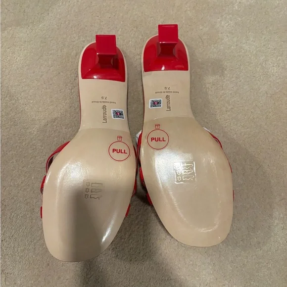 Larroude NIB Red Heart kitten heels - Picture 7 of 8